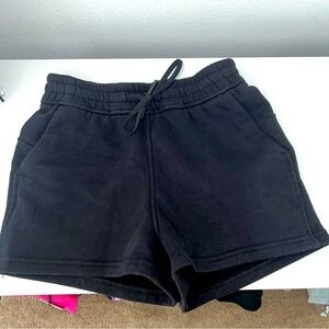 Lululemon scuba shorts size 2